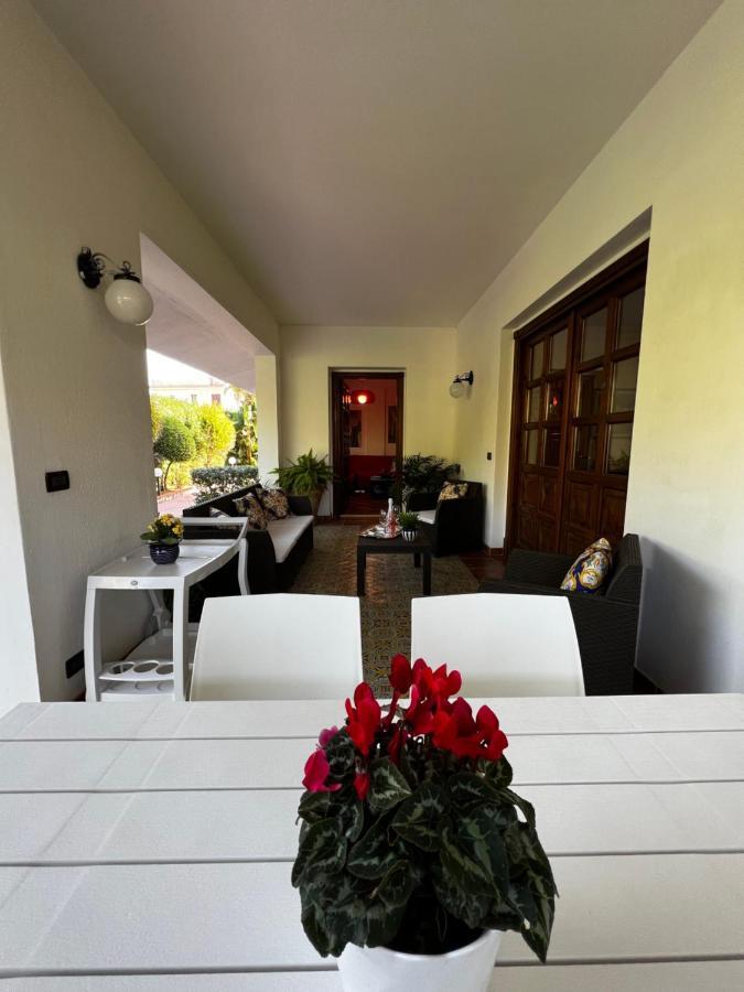 Villa Fugari Mondello Палермо Экстерьер фото